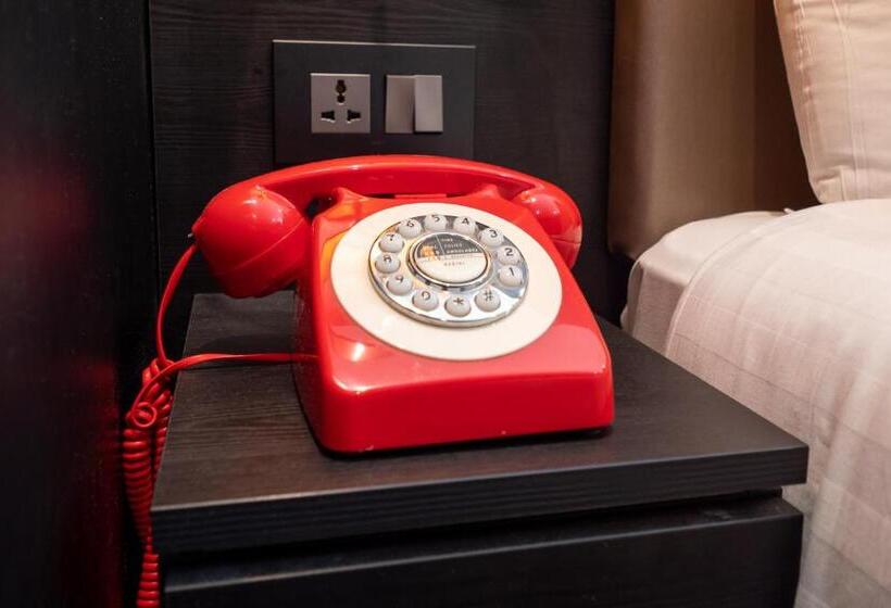 اتاق لوکس سه تخته, Hyde Park Green