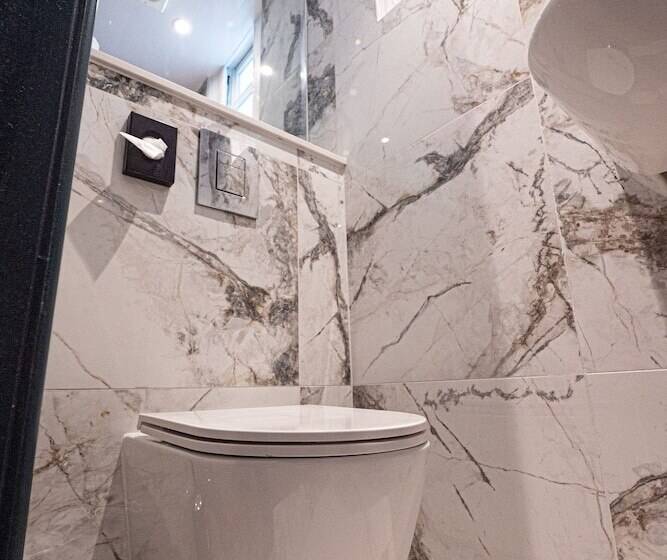 اتاق لوکس سه تخته, Hyde Park Green