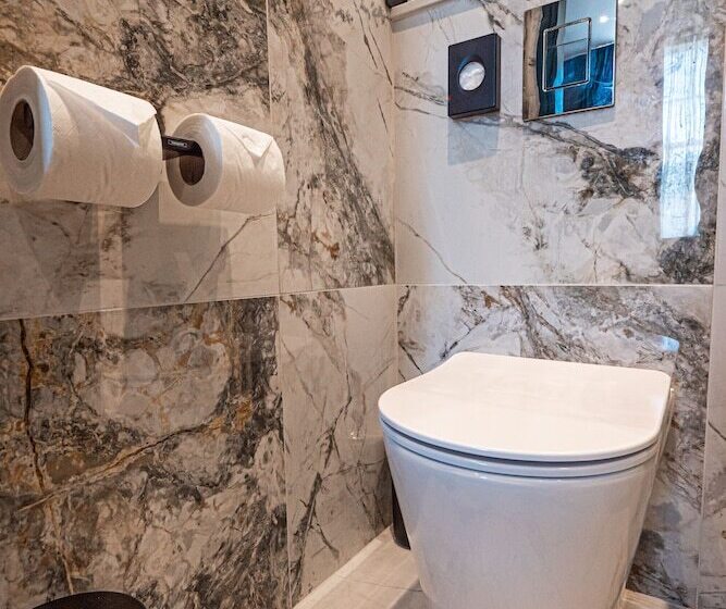 اتاق لوکس سه تخته, Hyde Park Green