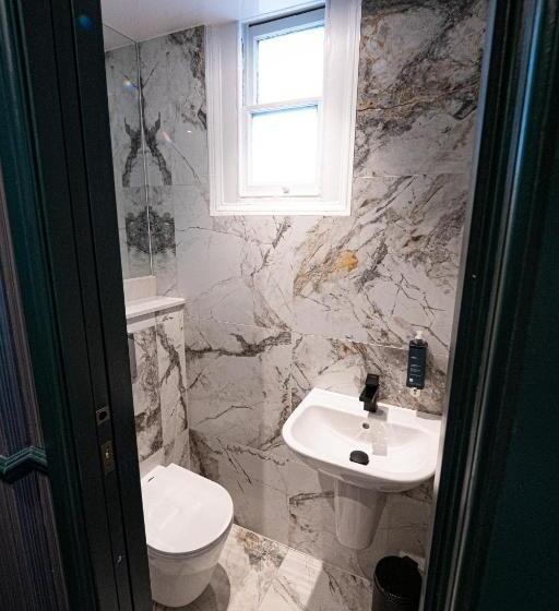 اتاق لوکس یک تخته, Hyde Park Green