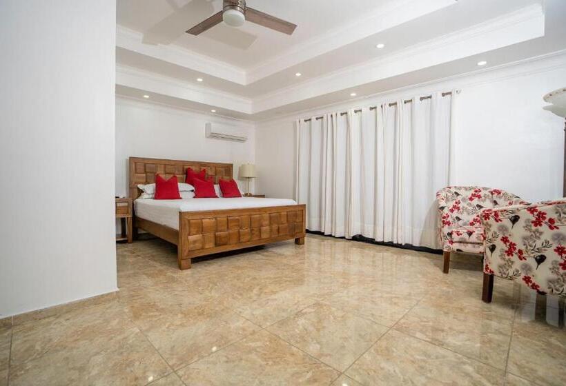 اتاق استاندارد, Juliana