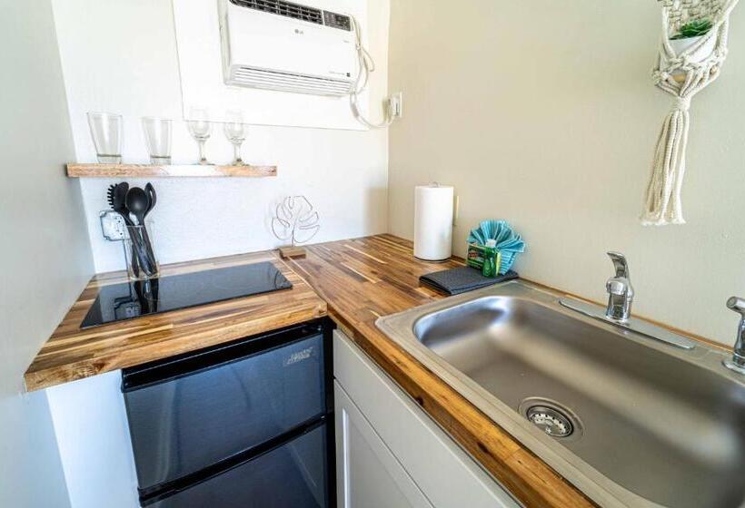 إستوديو ديلوكس, Bahama Breeze Suites