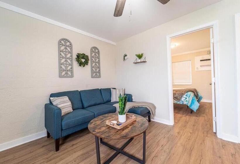 غرفة كومفورت ثلاثية, Bahama Breeze Suites