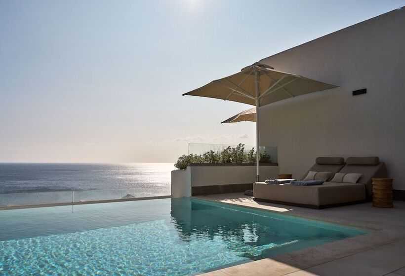 可观景的套房, Ios Grand Pool Suites
