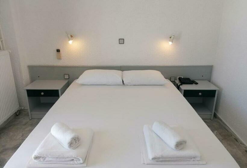 オーシャンビュースタンダードルーム, Pieria Mare