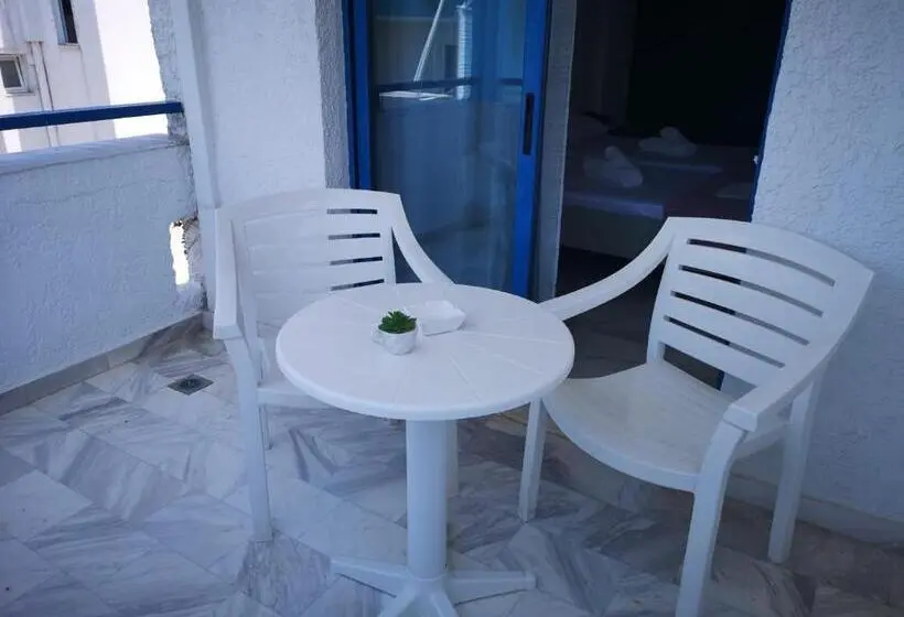 Chambre Standard Vue Jardin, Pieria Mare