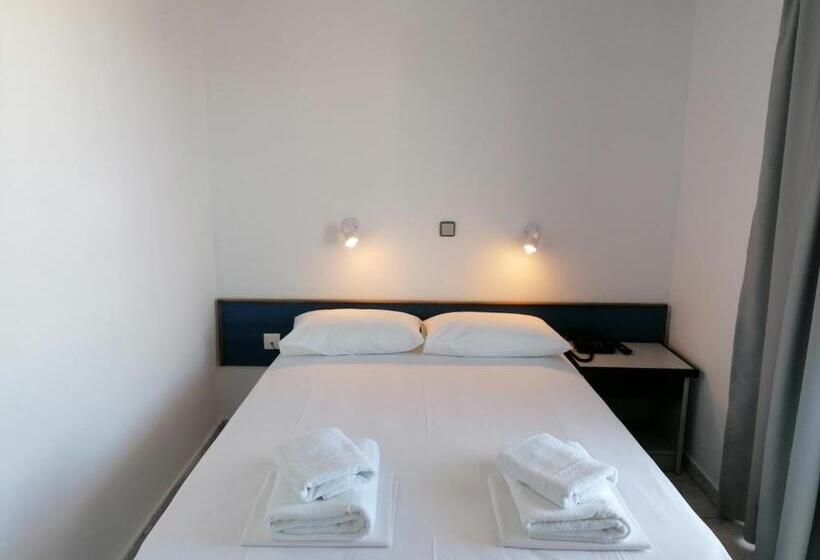 ガーデンビューファミリールーム, Pieria Mare