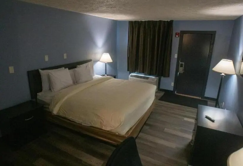 デラックススタジオ, Ashley Motel