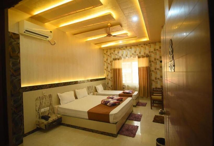 غرفة قياسية, R Empire Dvanagere