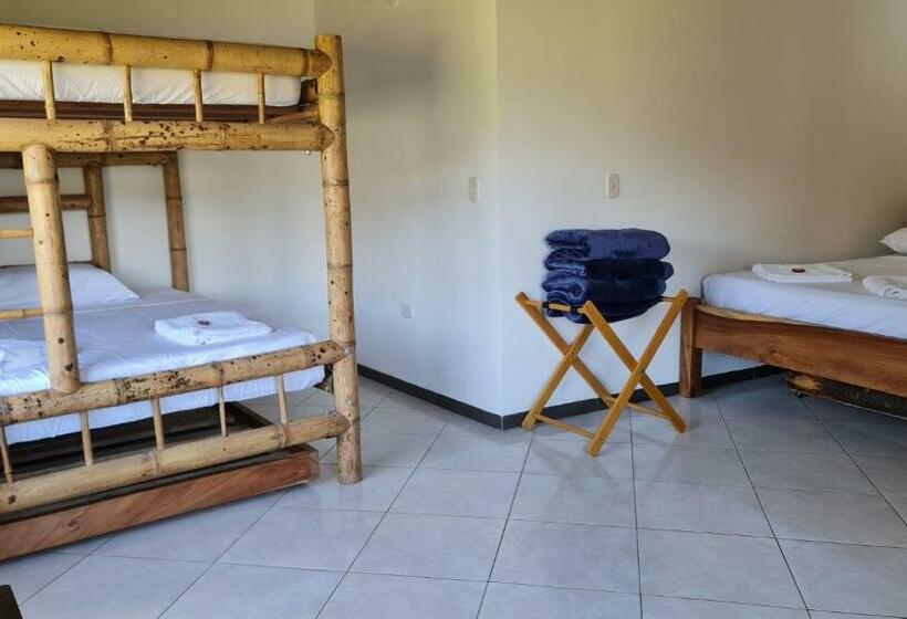 غرفة عائلية, Hostería Brisas Del Río