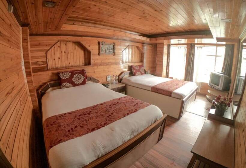 四人豪华间, Goroomgo Broadway Mall Road Darjeeling