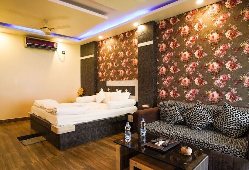 豪华房间, Royal Gitanjali Resorts And Spa