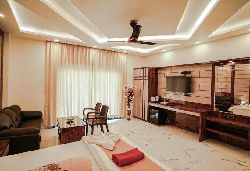 豪华房间, Royal Gitanjali Resorts And Spa