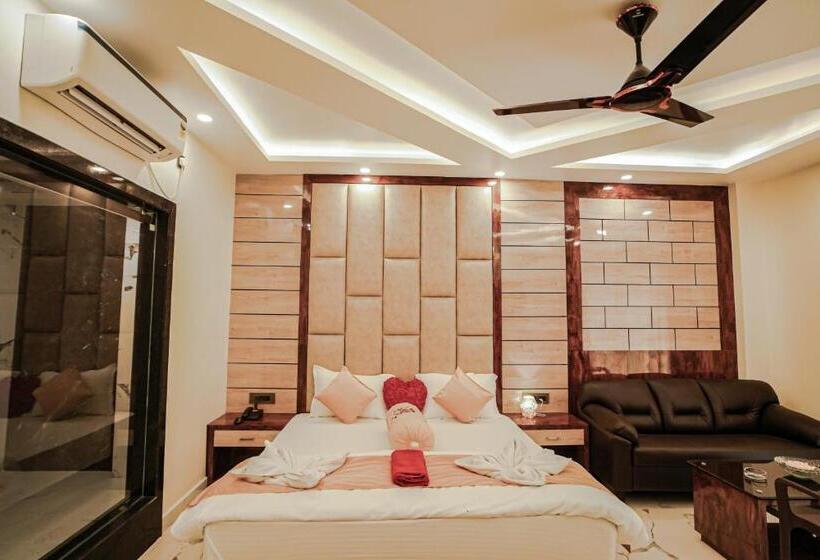 豪华房间, Royal Gitanjali Resorts And Spa