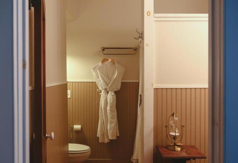 ガーデンビュースタンダードルーム, The North Branch Inn