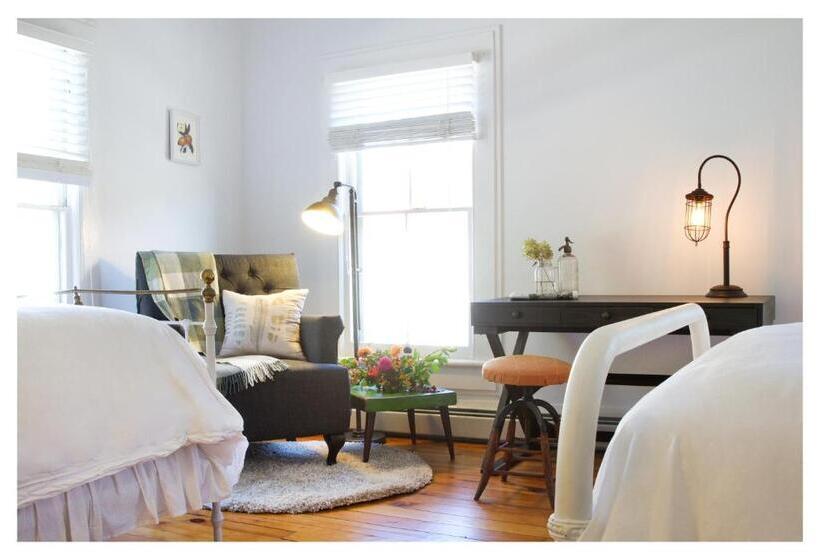 トリプルクラシックルーム, The North Branch Inn