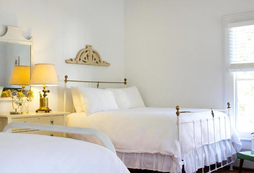 トリプルクラシックルーム, The North Branch Inn