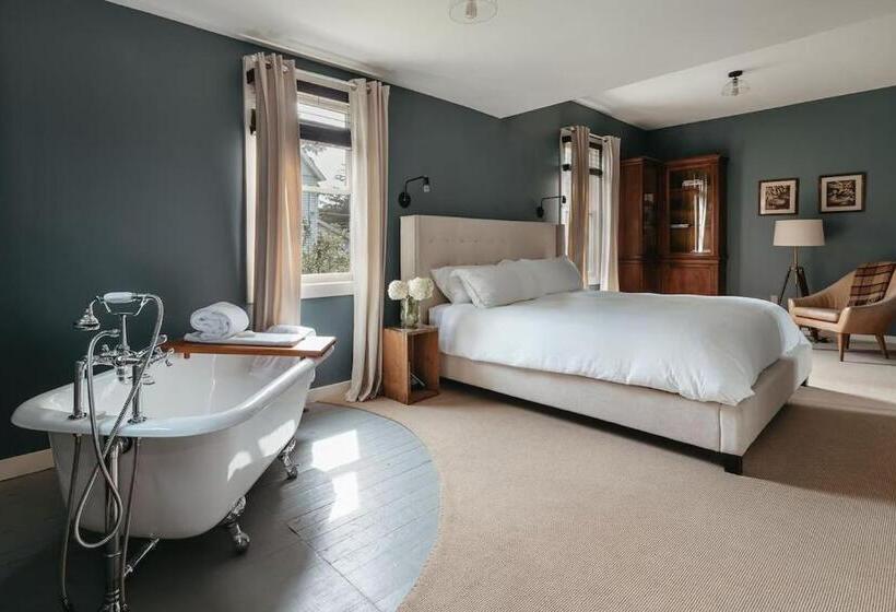 キングサイズベッドのデラックスルーム, The North Branch Inn