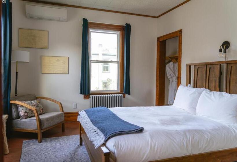 スタンダードルーム, The North Branch Inn