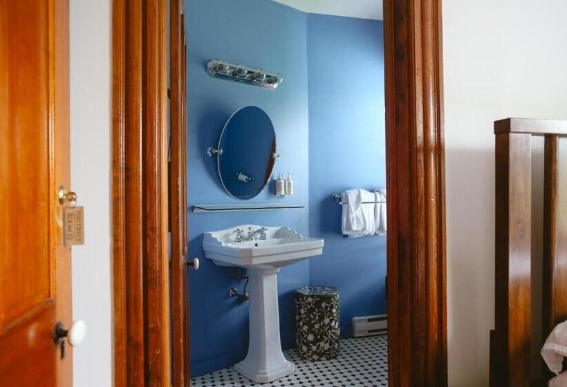 キングサイズベッドのスイートルーム, The North Branch Inn