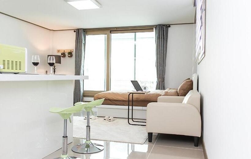 标准间, Hongcheon Tteul Pension