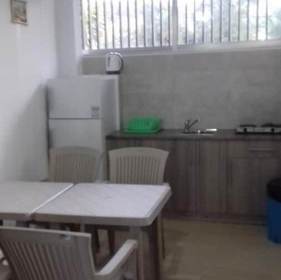 ファミリールーム, Full House Kavos