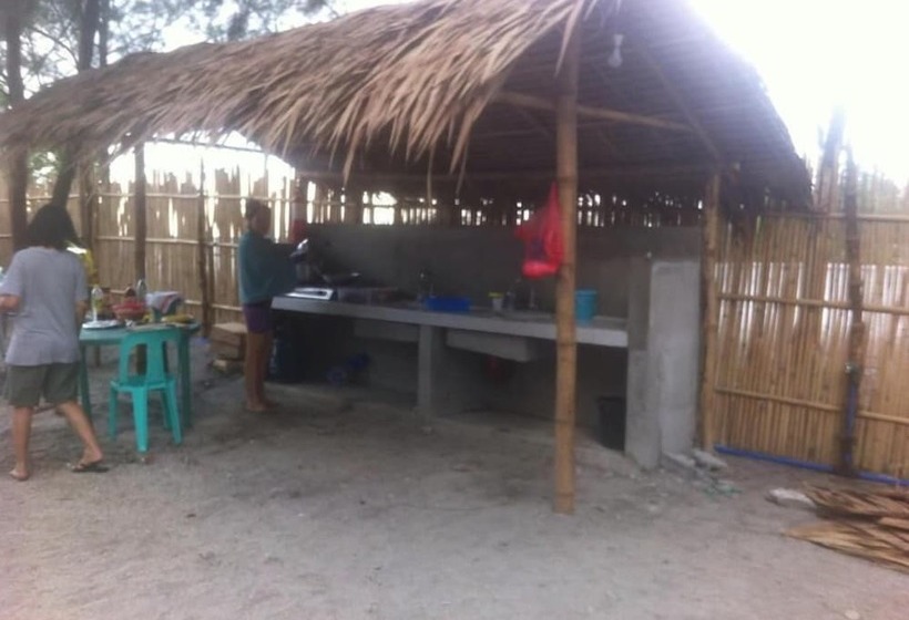 ‫فيلا غرفة نوم واحدة, Camp Rofelio Surfing Beach Resort