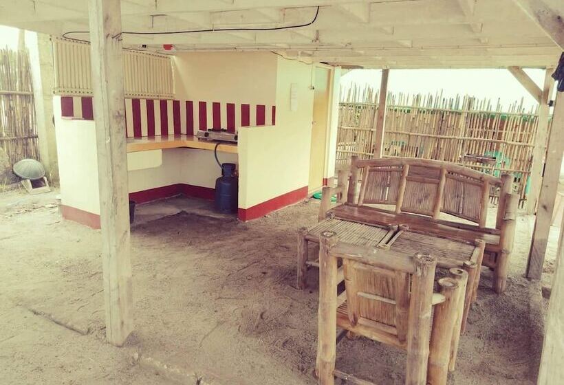 ‫فيلا غرفة نوم واحدة, Camp Rofelio Surfing Beach Resort