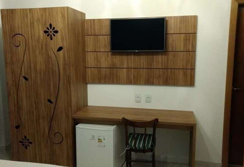 Standaard Driepersoonskamer, Pousada Pai Thomaz