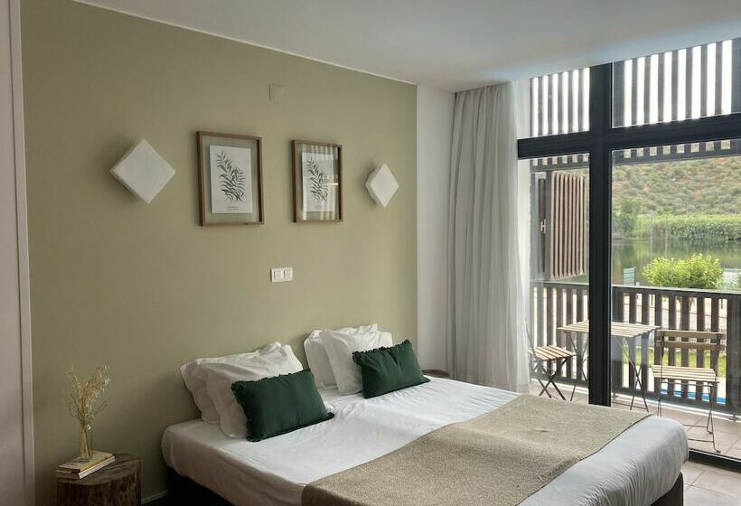 غرفة قياسية مطلّة علي النهر, Alamal River Club