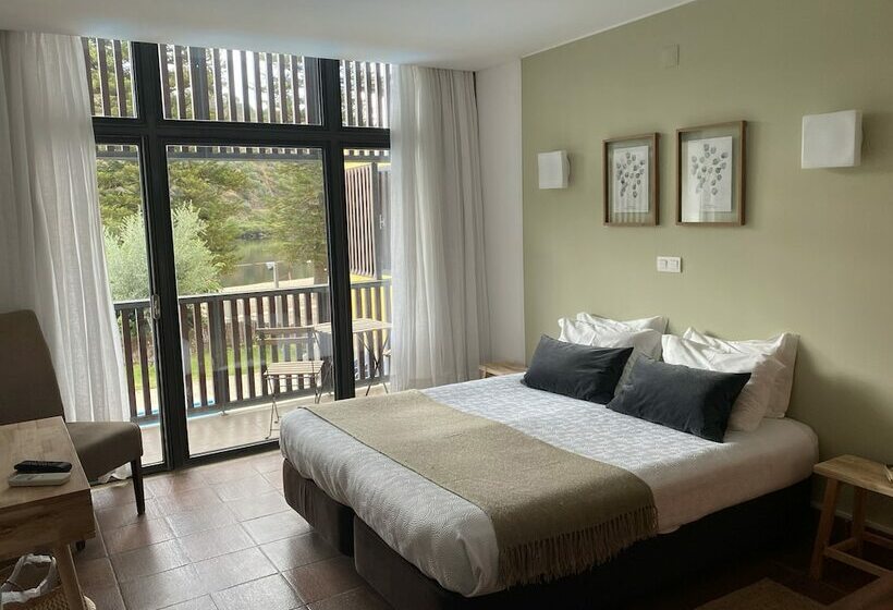 غرفة قياسية مطلّة علي النهر, Alamal River Club