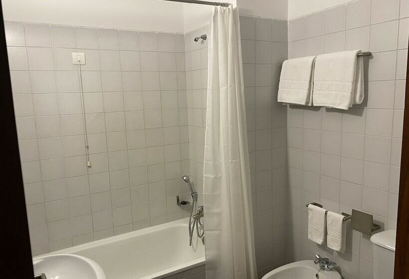 غرفة قياسية مطلّة علي النهر, Alamal River Club