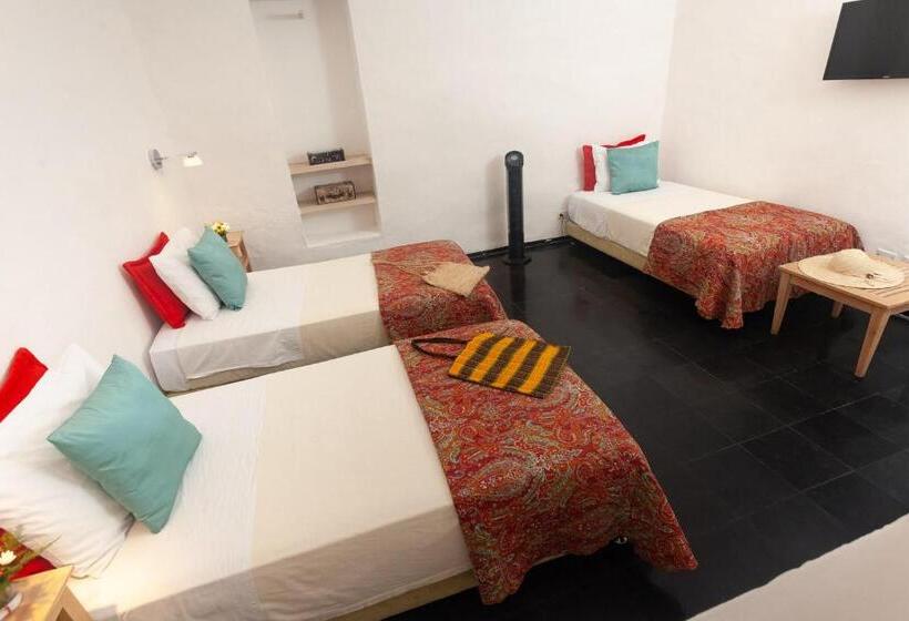 디럭스 트리플 룸, Casa Oniri Hotel Boutique