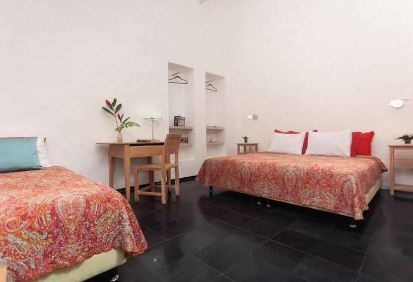 חדר דלוקס לשלושה, Casa Oniri Hotel Boutique