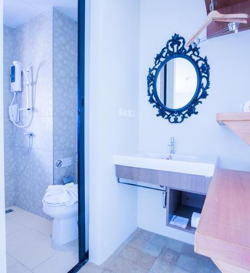 غرفة قياسية ثلاثية, At Samui Boutique