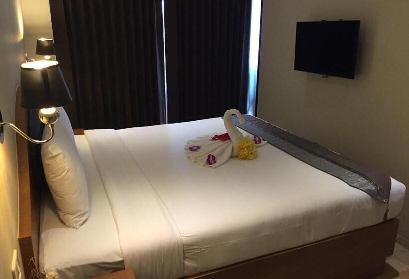 이코노미 룸, At Samui Boutique