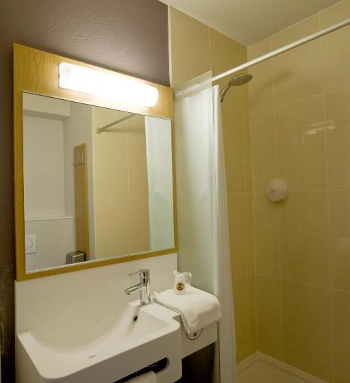 Четырехместный Номер Стандарт, B&b Hotel Paris Romainville Noisy Le Sec