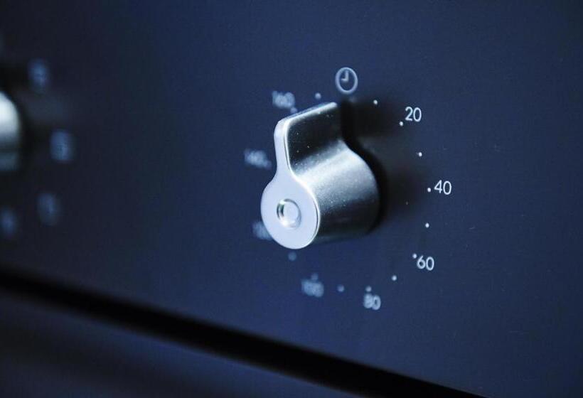 Estudio Estándar, Elch Boutique