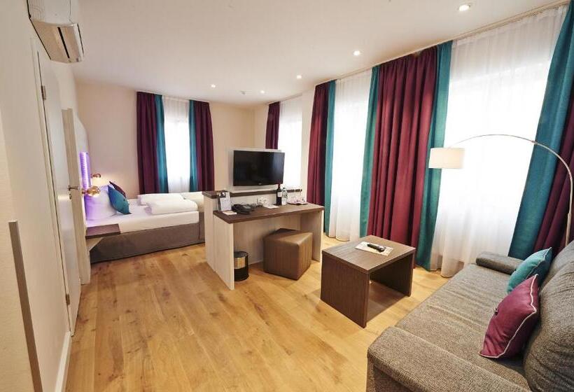 Quarto Comfort, Elch Boutique