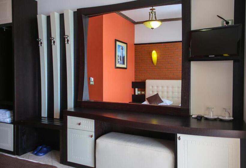 חדר סופריור עם נוף לים ומרפסת, Liro   Adults Only