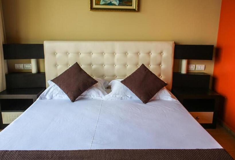 חדר סטנדרט לארבעה נוף לים, Liro   Adults Only