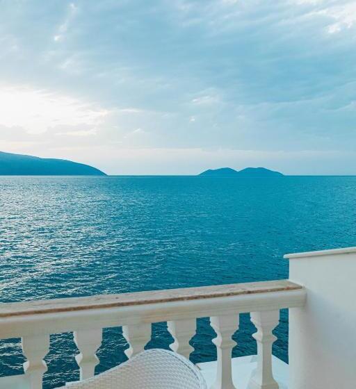 חדר סופריור עם נוף לים ומרפסת, Liro   Adults Only