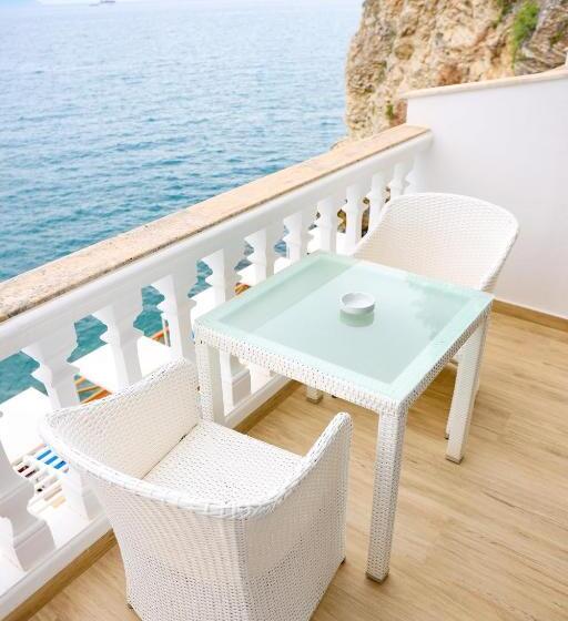 חדר דלוקס עם מרפסת נוף לים, Liro   Adults Only