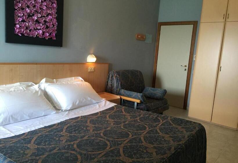 스탠다드 룸 바다 전망, Marina