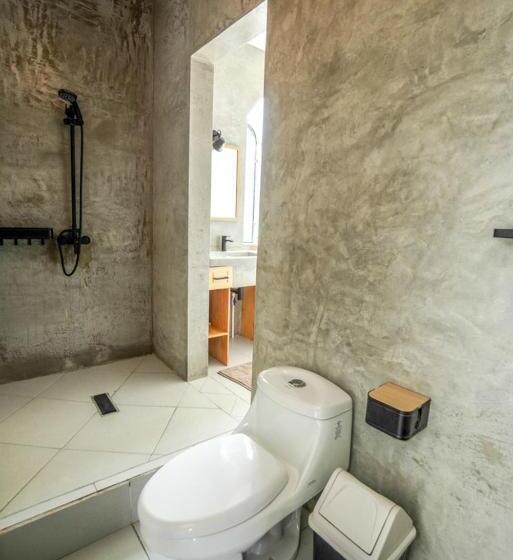 1 Bedroom Apartment Lake View, Mikaso