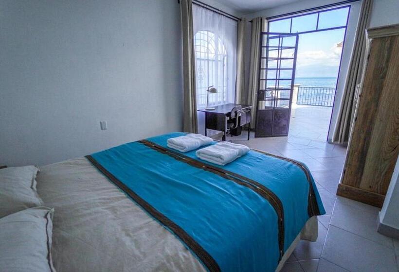 1 Bedroom Apartment Lake View, Mikaso
