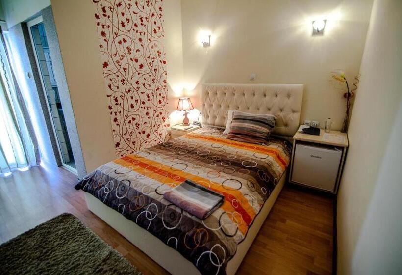 اتاق استاندارد یک نفره, Pamela Concept