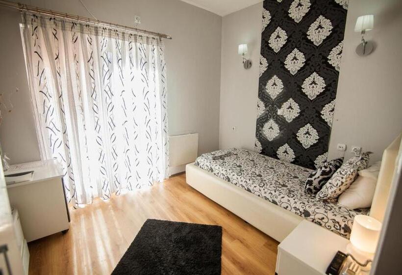 اتاق استاندارد یک نفره, Pamela Concept