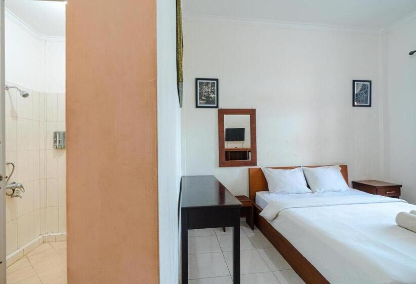 Pokój Standard, Pondok Anyar