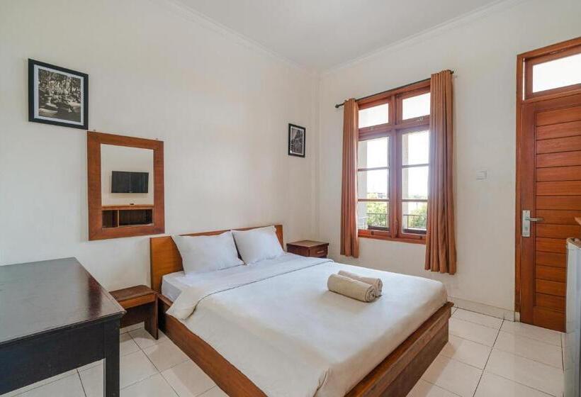 Pokój Standard, Pondok Anyar